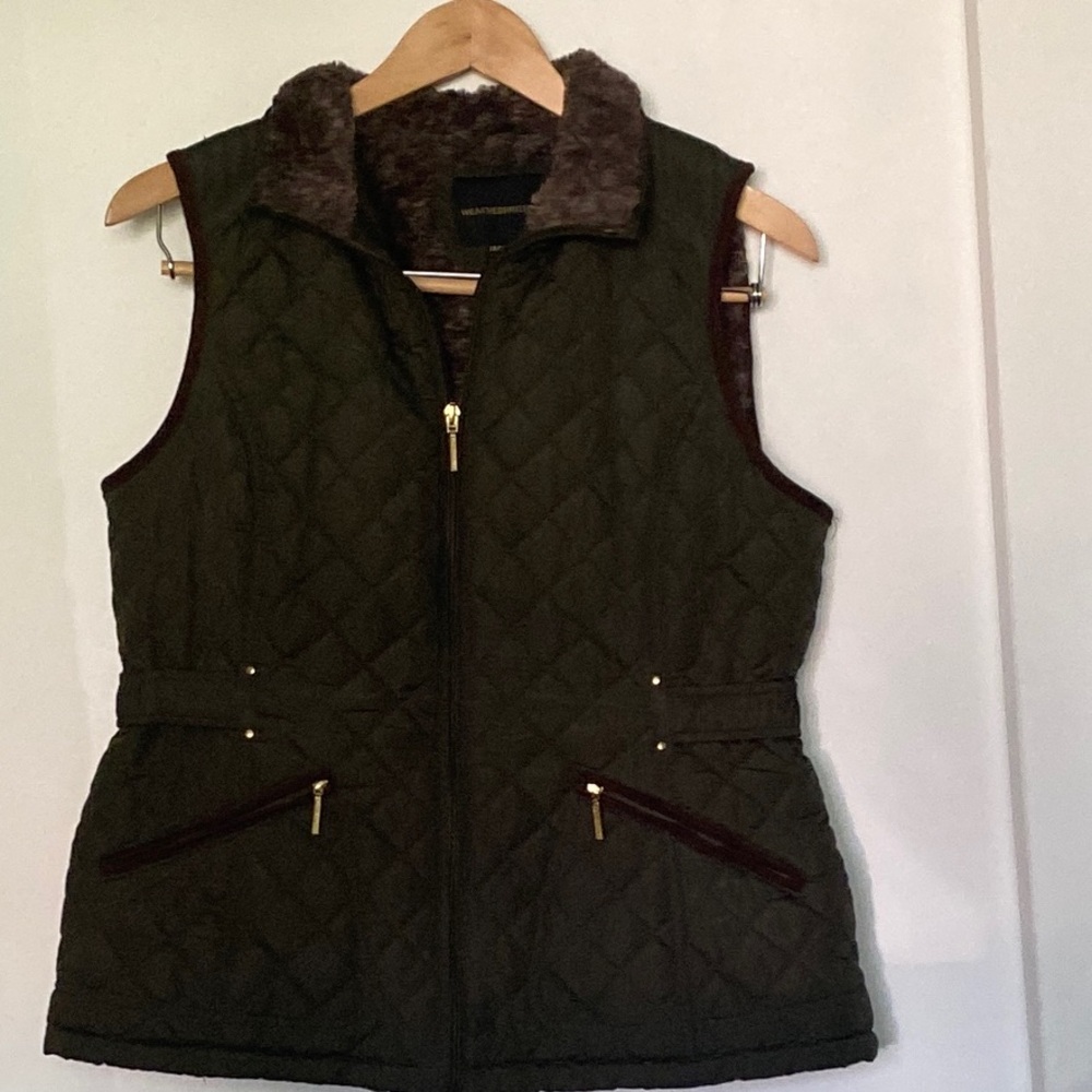 Weatherproof Green Quilted Vest with Collared Neckline